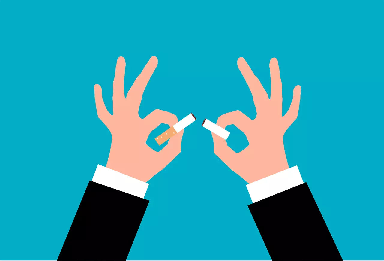 Hands Breaking Cigarette - World No Tobacco Day 2021: Facts and Tips