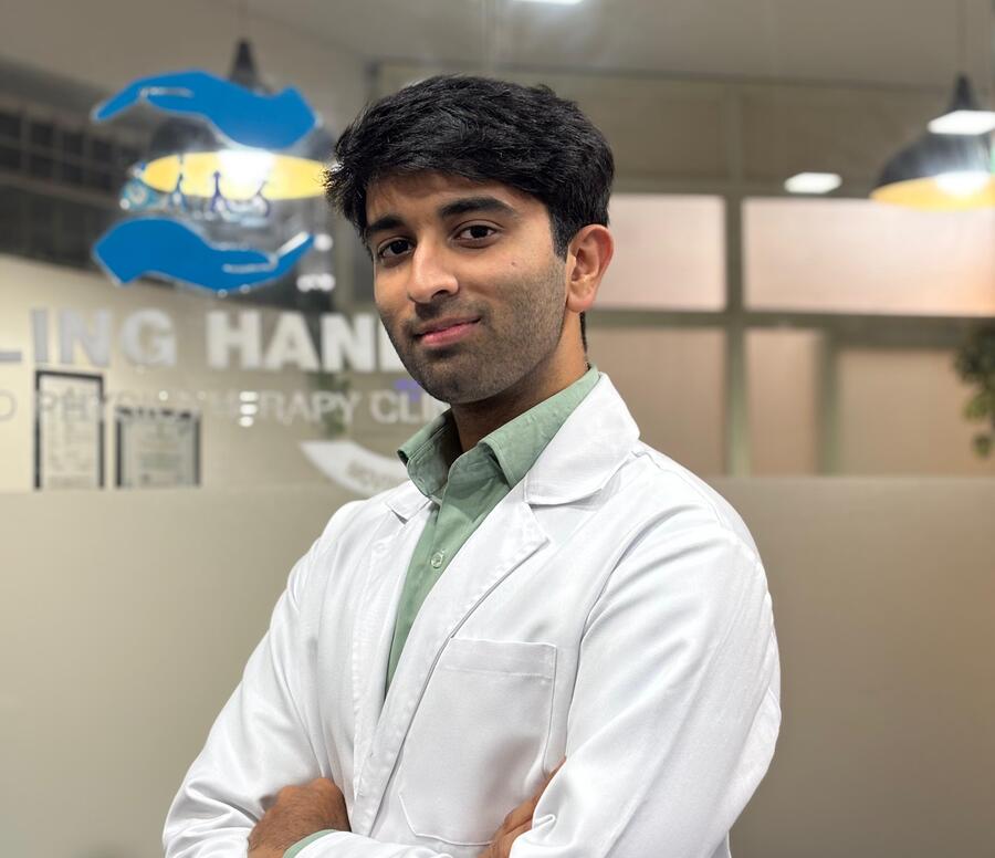 Dr Syed Faris